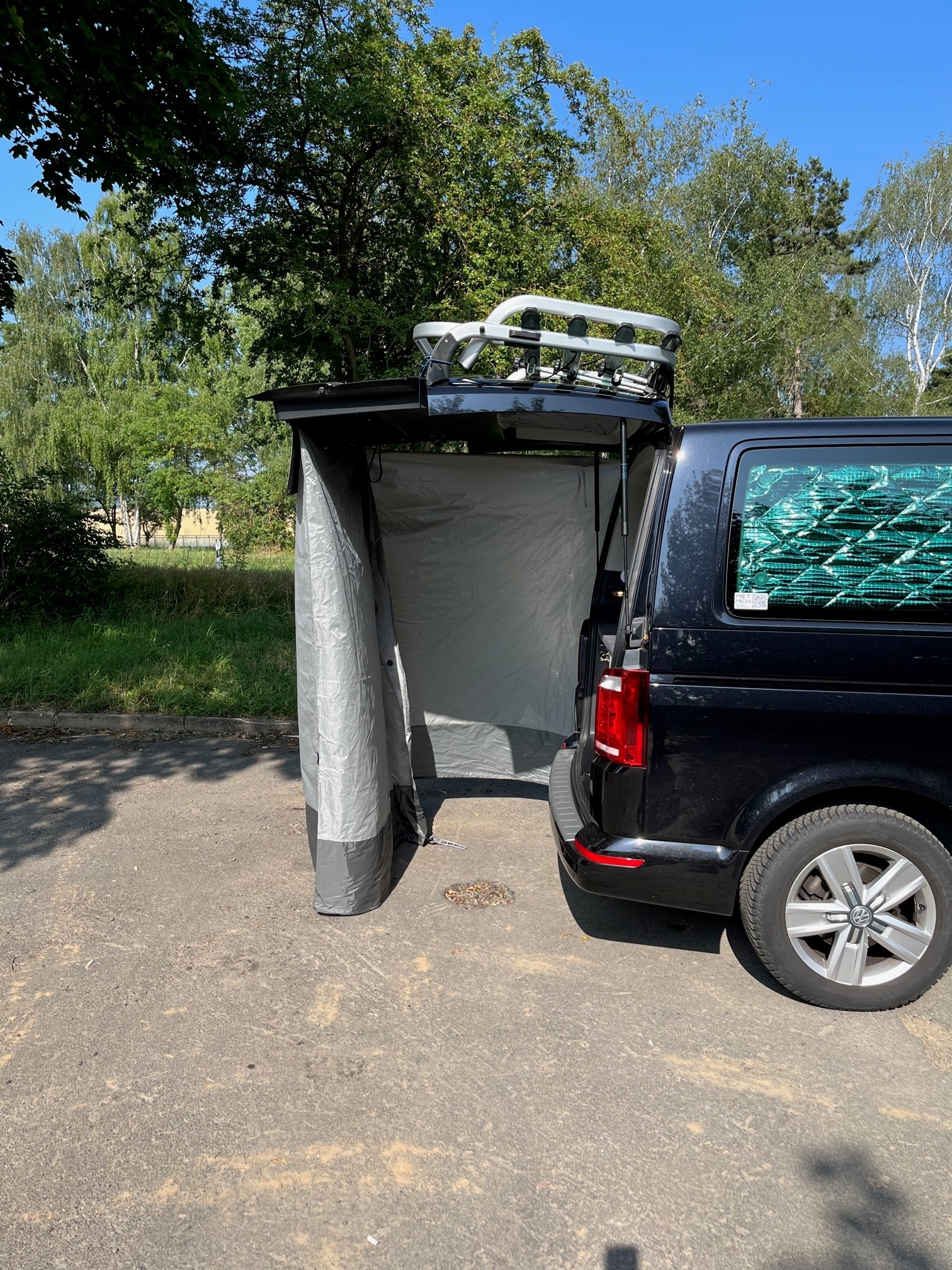 Heckzelt Multivan Transporter Vito Viano V-Klasse Campervan Heckauszug2.jpg